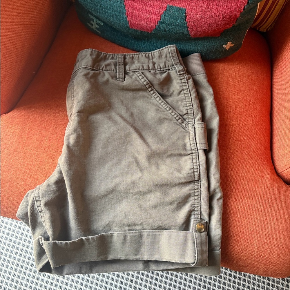 Carhartt Women’s Plus Cargo Shorts in Green